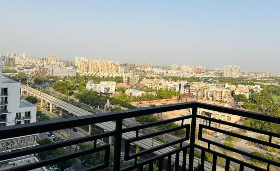 APEX HUB OMAXE 1rk STUDIO APARTMENT NEAR EXPO MART PARICHOWK GREATER NOIDA Apartment in Uttar Pradesh