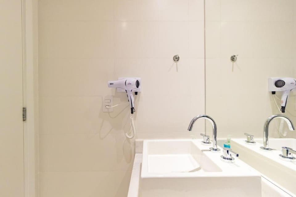 87 - Apto novo no Paraiso 5 minutos da Av Paulista Apartment in Sao Paulo City