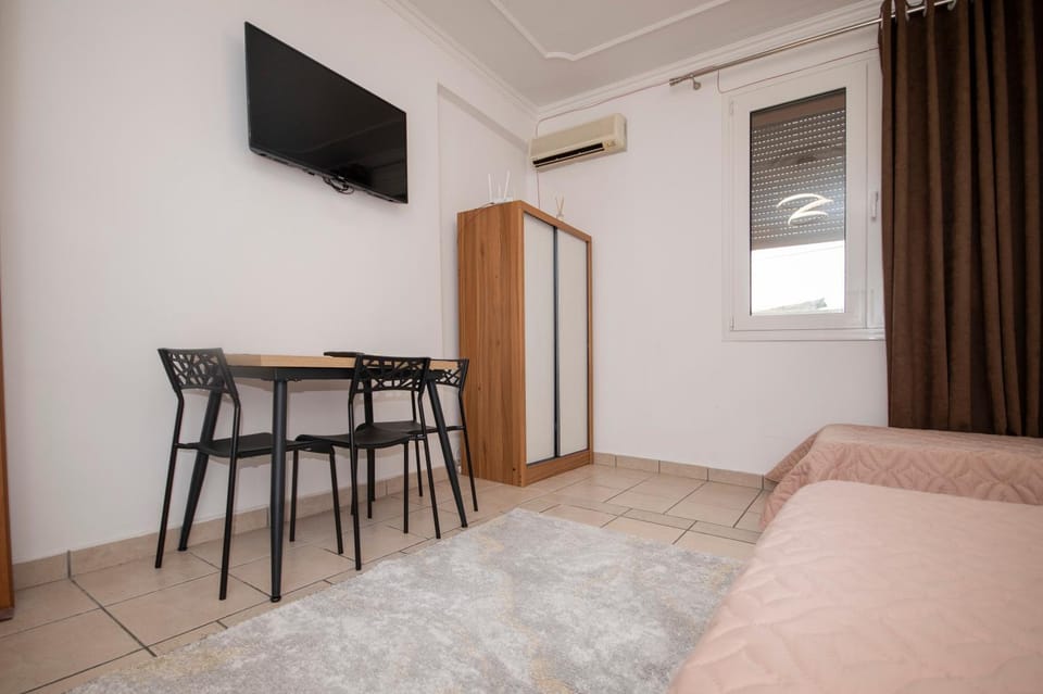 Helia Studio - City Central Apartment in Tirana