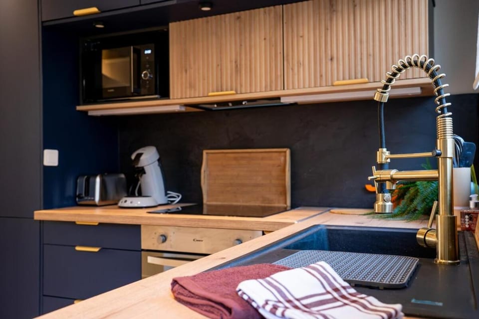 L'Échappée Bohème - Cocon avec patio privé en plein Cœur d'Amiens Apartment in Amiens