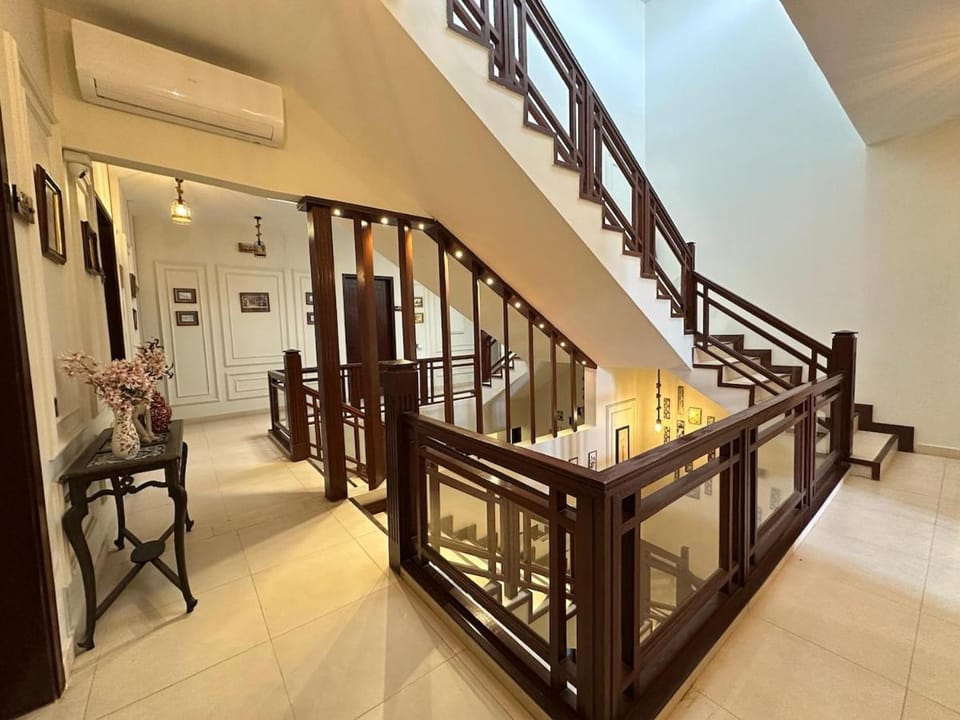 Sea Breeze Chalet - Clifton Beach Bed and Breakfast in Karachi