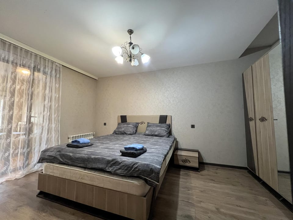 Spacious 2BR near Winter Park - Sleeps 5 Apartment in Baku