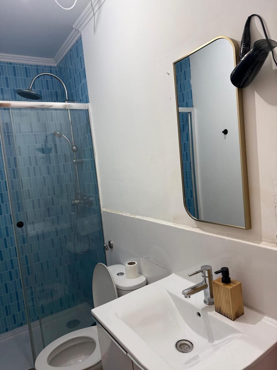 L&A Suite for 3 Airport River Work Space Vacation rental in Lisbon