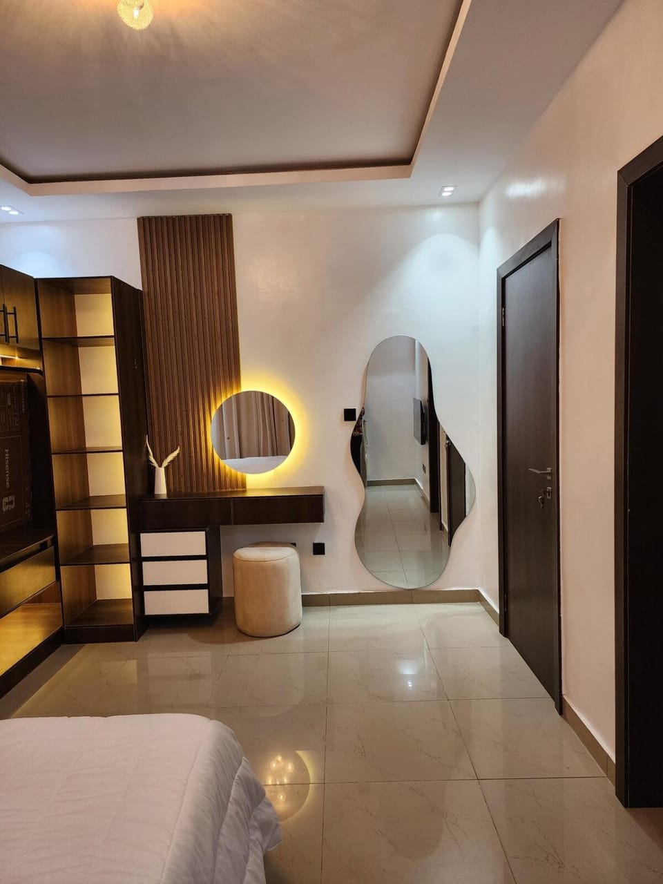 Bedroom, wardrobe