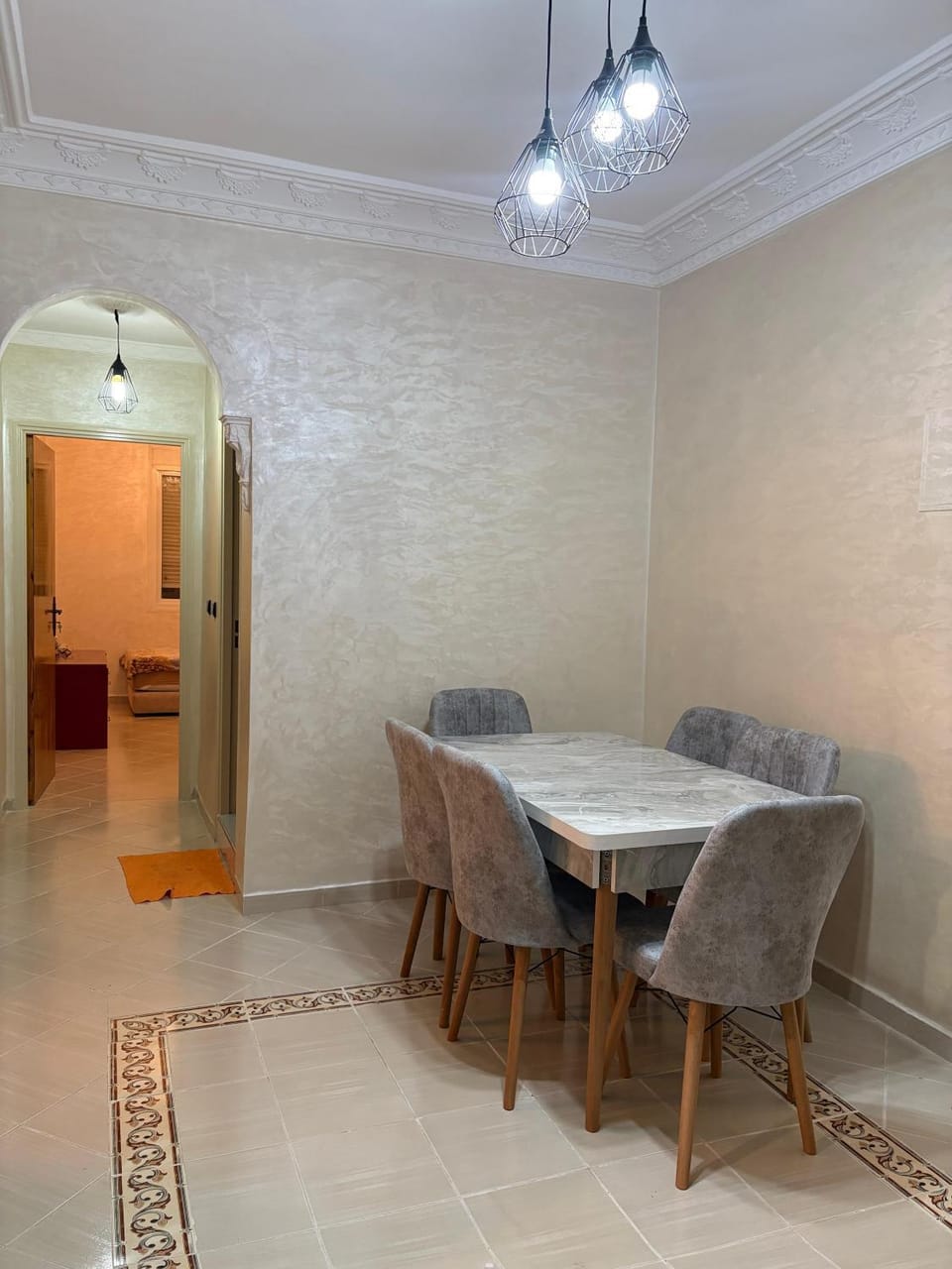 Seating area, Dining area