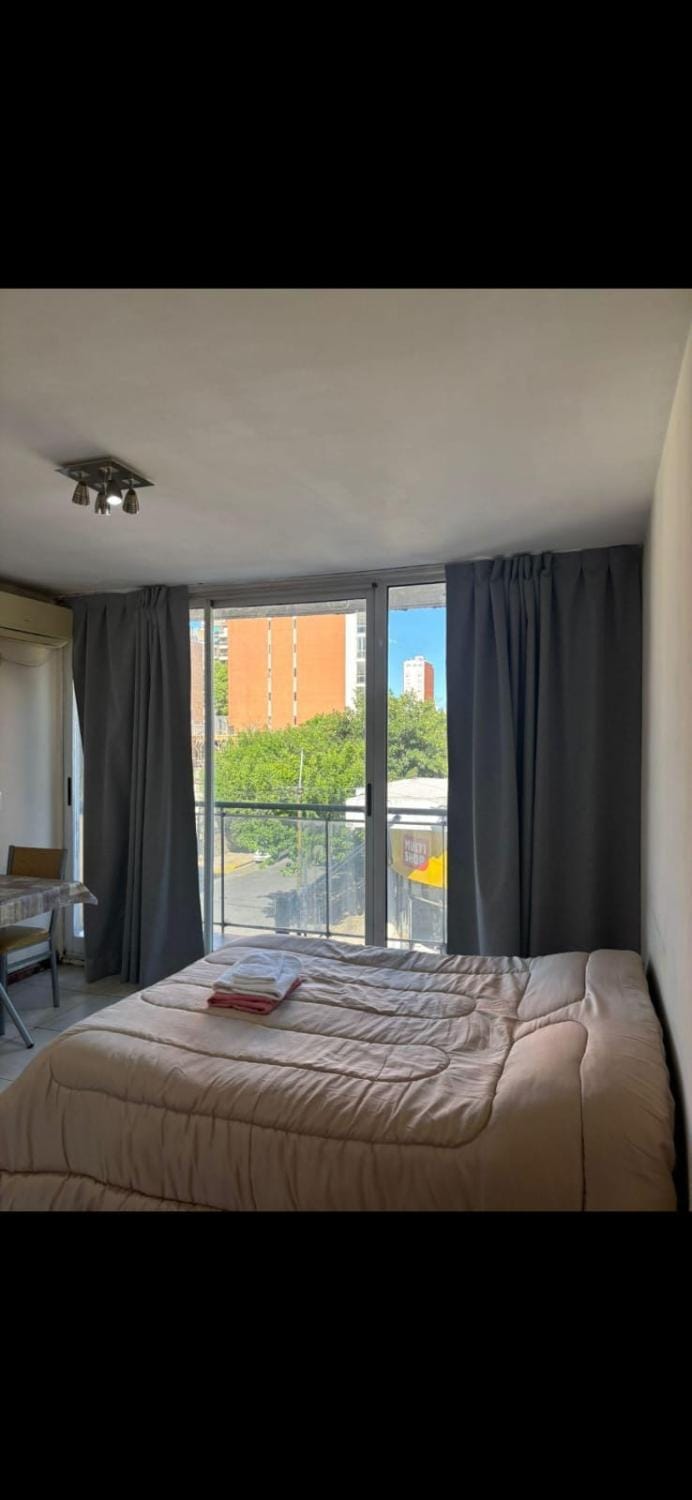Bnb Loft XVII - Pasos Bv oroño Apartment in Rosario