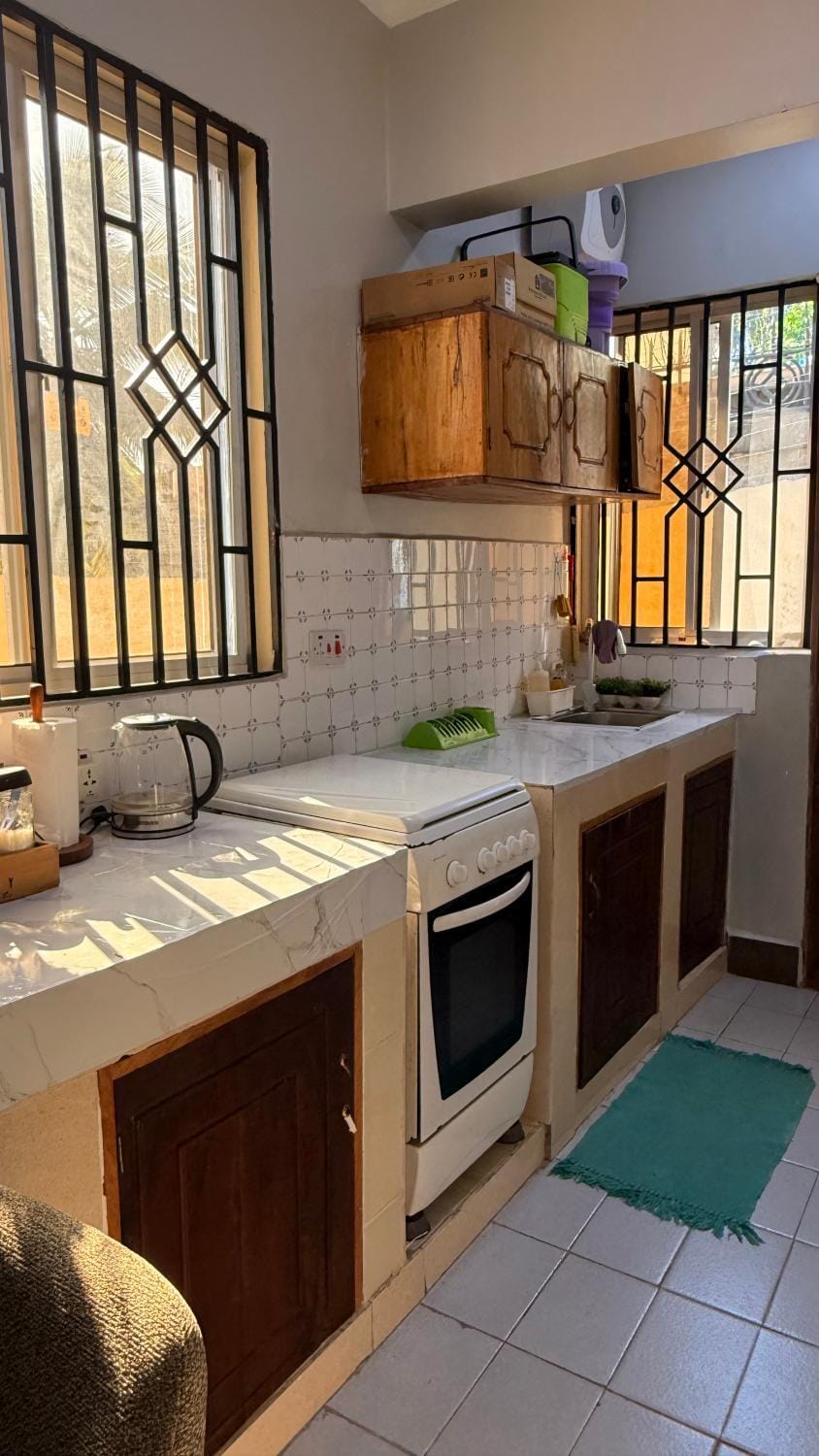 CiCi Cozy Ensuite Vacation rental in City of Dar es Salaam