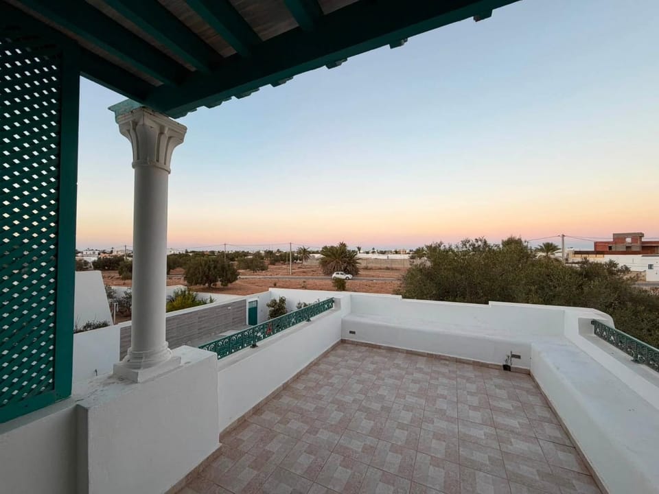 Natural landscape, View (from property/room), Balcony/Terrace, Pool view