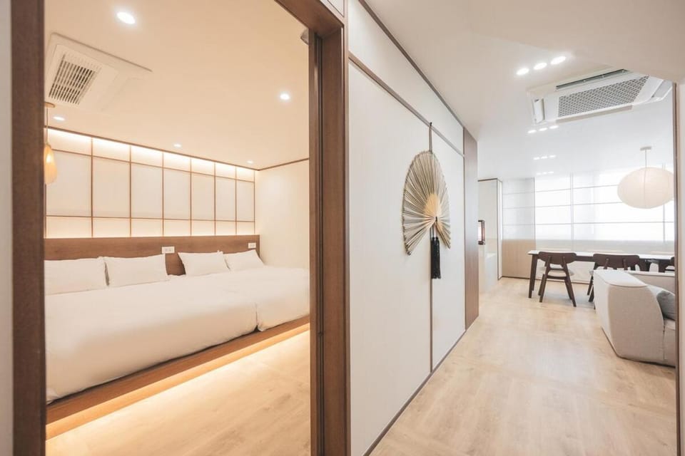 Jongno Dongdaemun Hanok Private House with Jacuzzi Apartment in Seoul