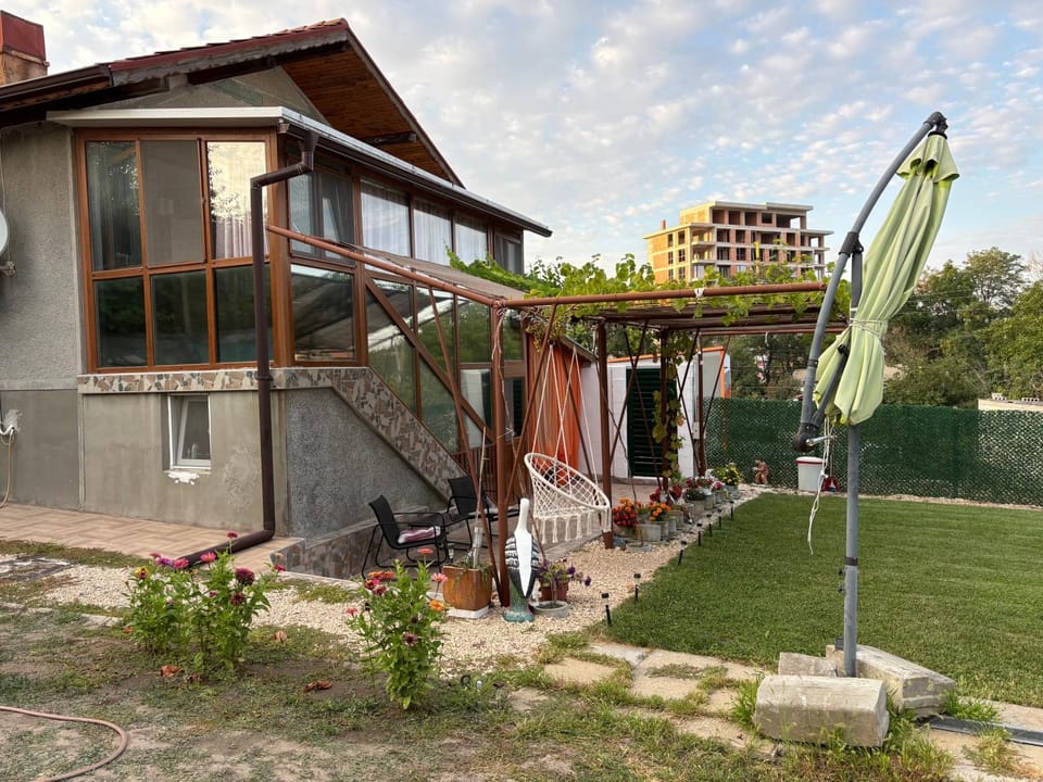 Вила Пеневи House in Varna