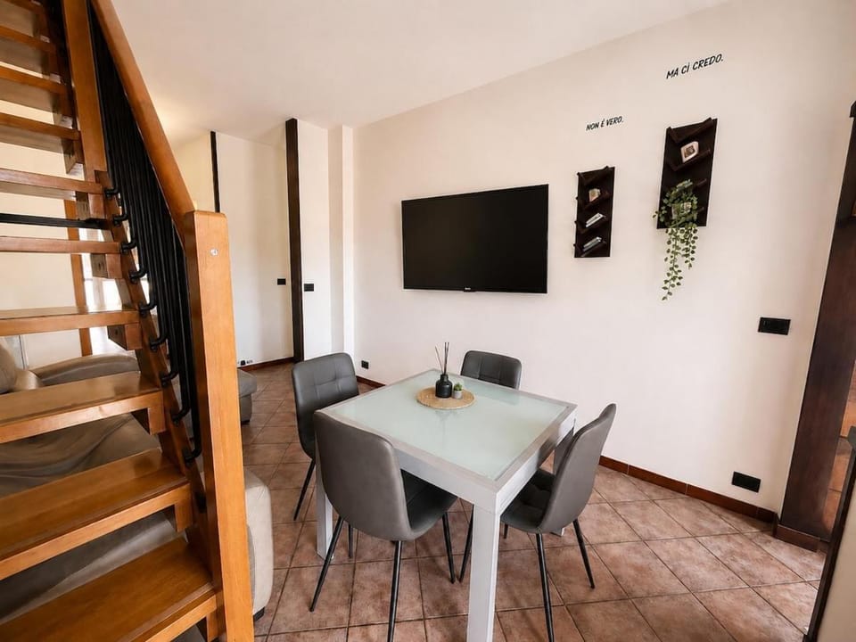 Spazioso appartamento 6 posti letto comodo a tutti i servizi Apartment in Turin