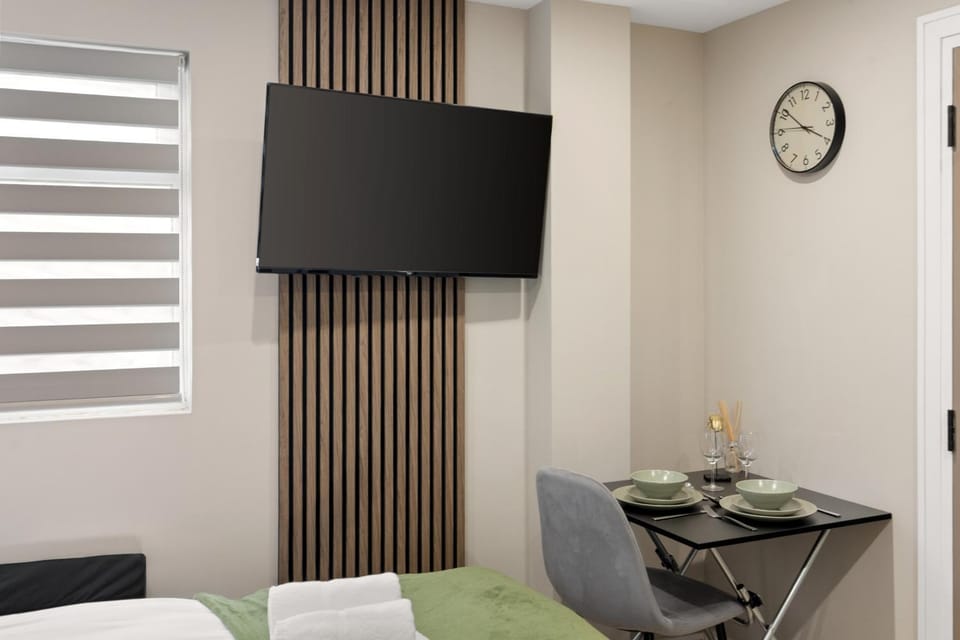 TV and multimedia, Dining area