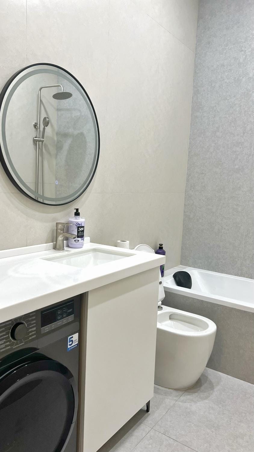 Toilet, Bathroom, Bath