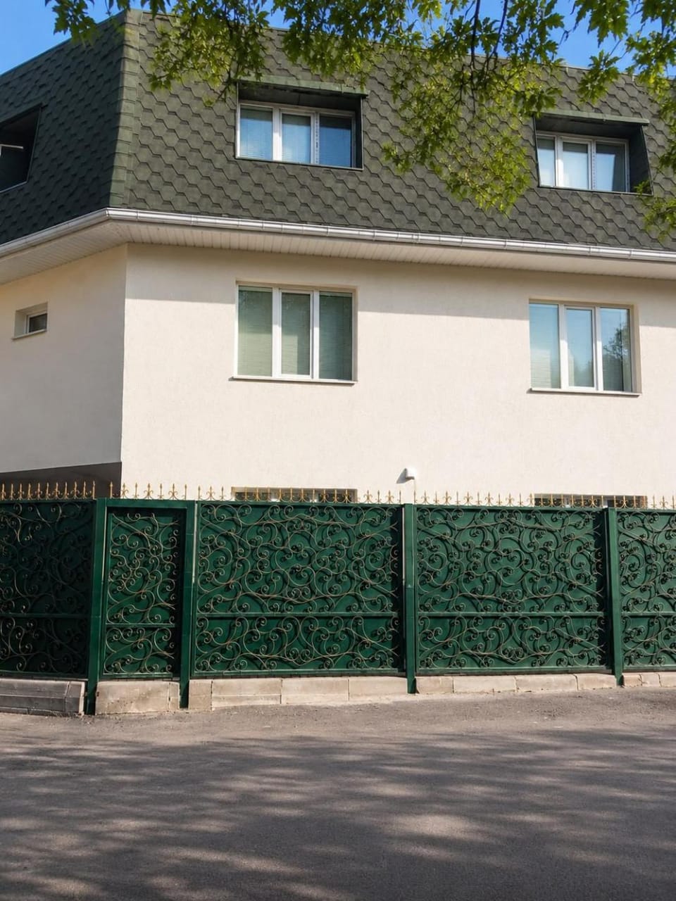 Quiet house in Almaty Hostel in Almaty