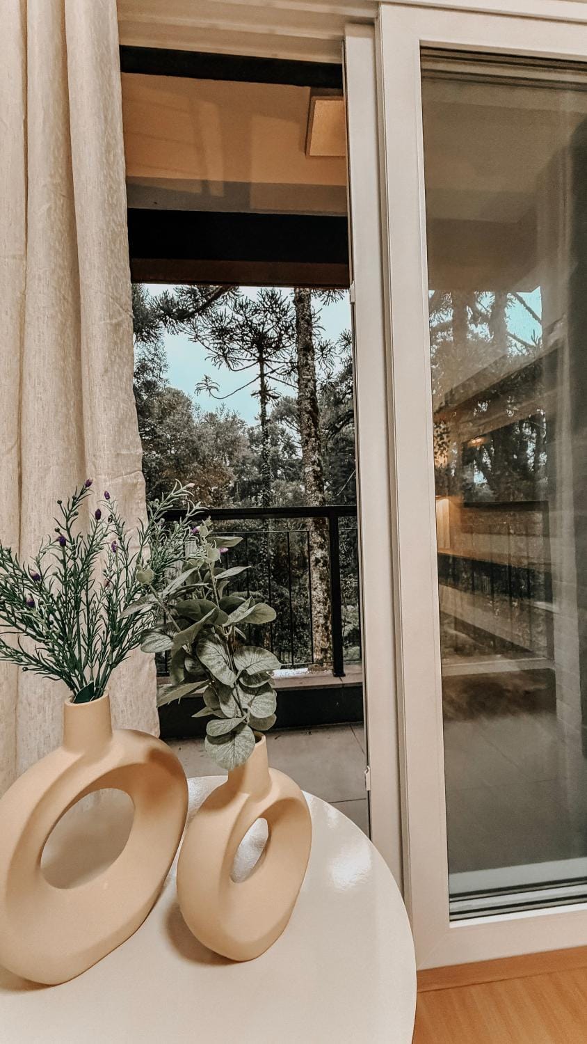 Balcony/Terrace, Decorative detail