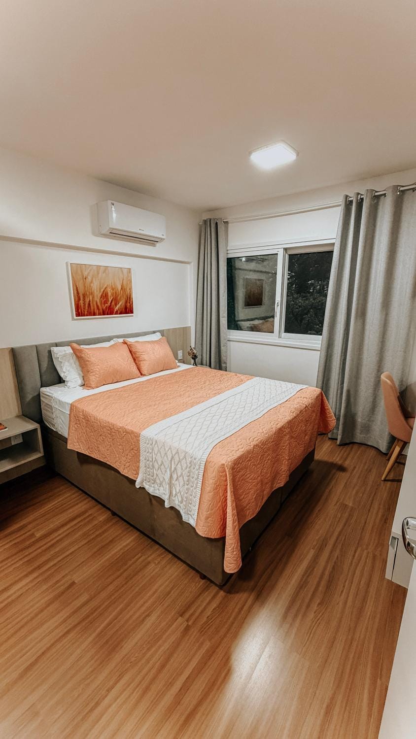 Bed, View (from property/room), Bedroom, heating, towels, air conditioner