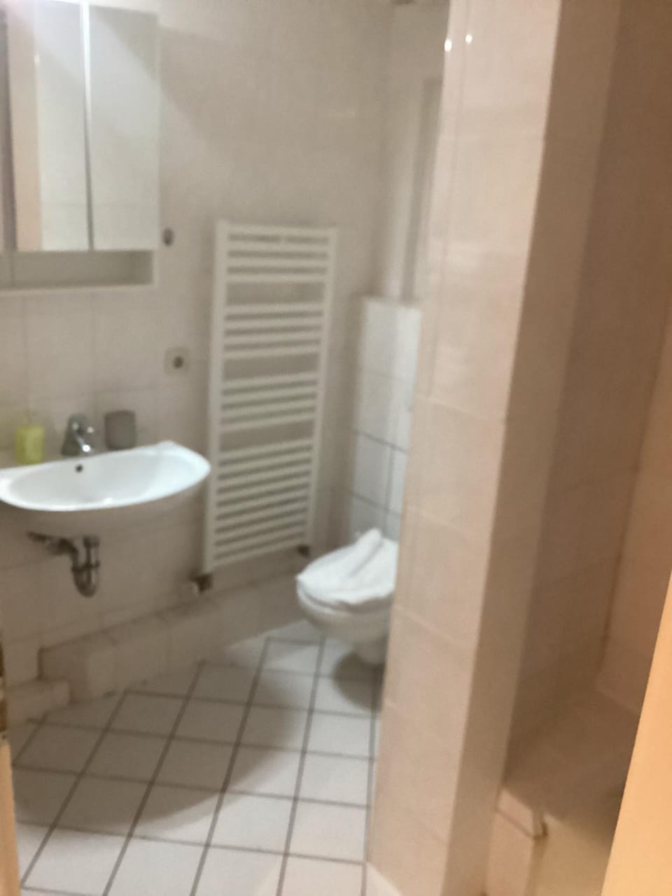 Ellenas Ferienwohnung am UKE FEWO E Apartment in Hamburg