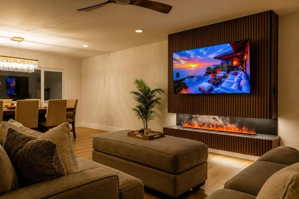 LUX 6BR 3 Suites 3 Kitchen Pool Huge Backyard Games House in Paradise