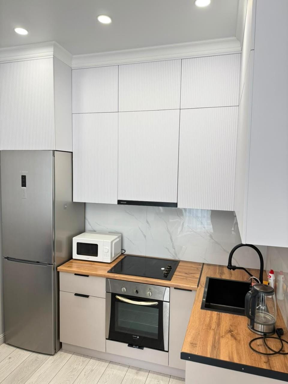 Kitchen or kitchenette, oven, stove