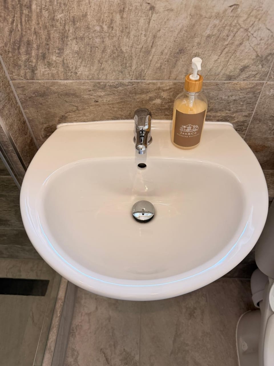 Bathroom, Bath