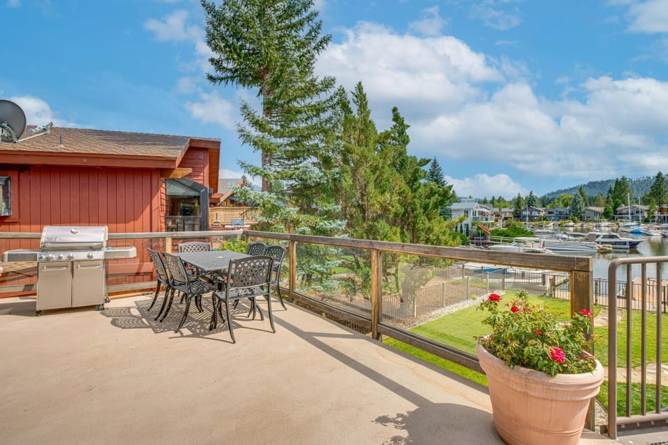 Dock + Hot Tub! Waterfront Lake Tahoe Getaway House in South Lake Tahoe