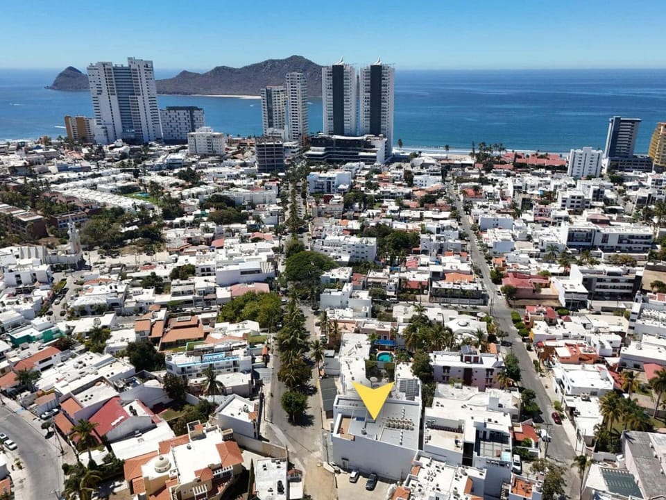 Charming Loft with Pool 5 Min to the Beach Apartment in Mazatlan