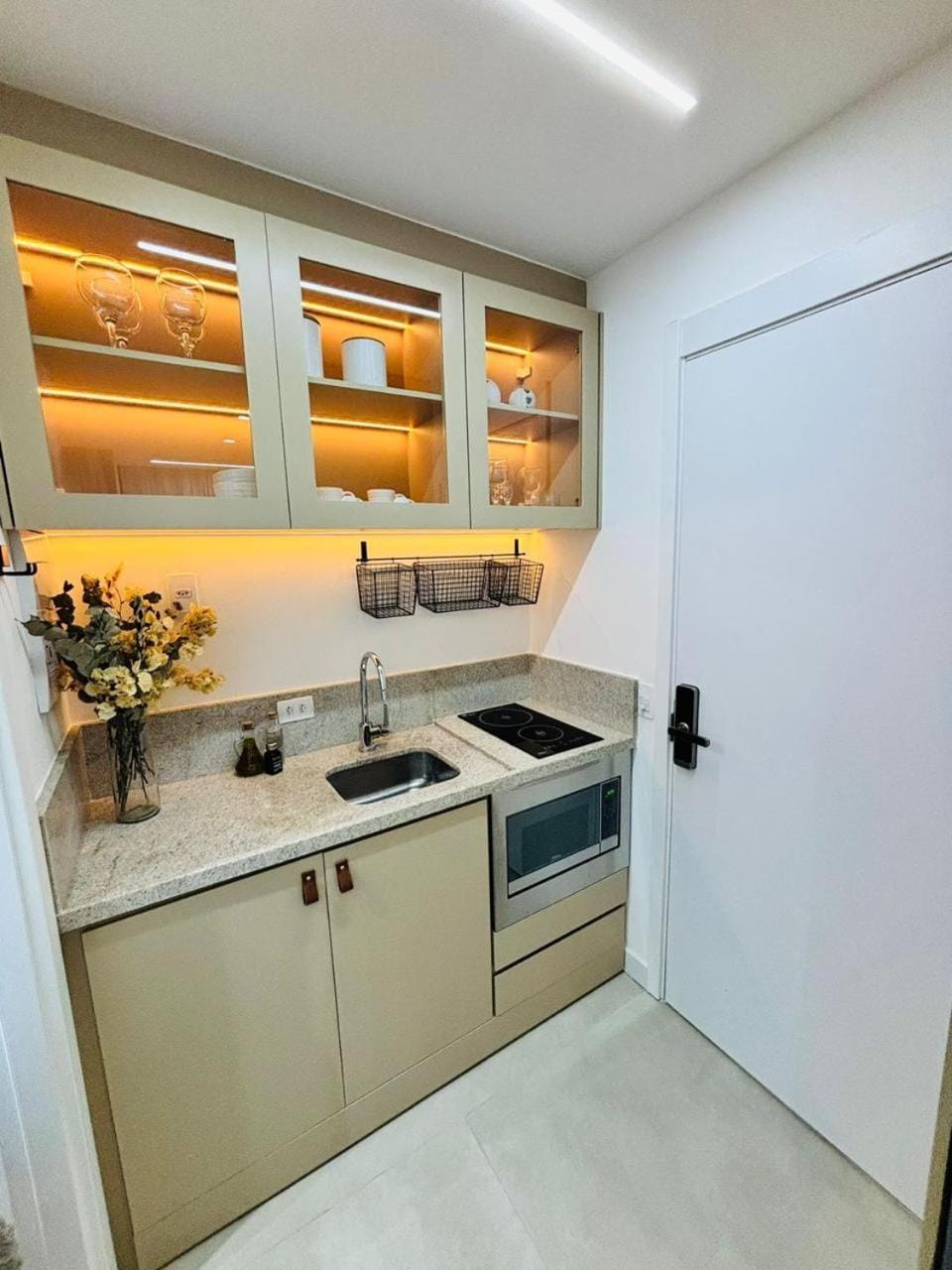 Studio com cama Queen próximo ao Shopping Ibirapuera e Aeroporto CGH Apartment in Sao Paulo City