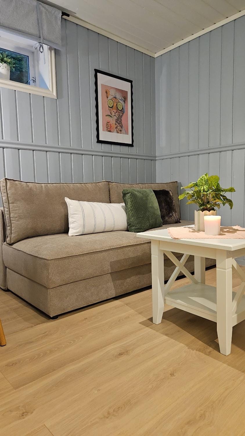 The Yellow Mailbox Apartment in Viken, Norway