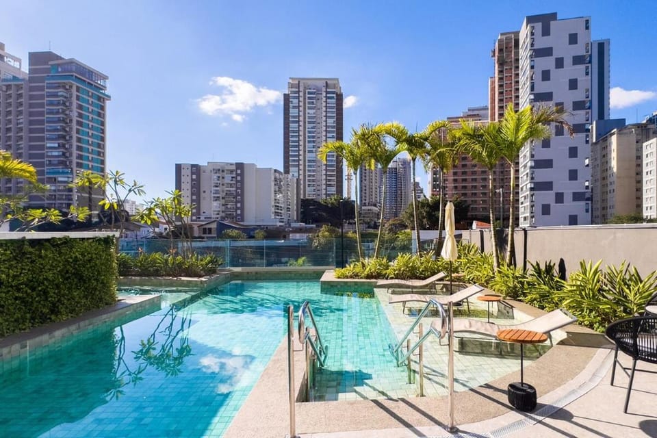 HMR806 · Next to the Metro! Studio w/ Pool & Gym Apartment in Sao Paulo City