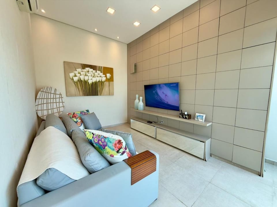 Cobertura pé na areia com jacuzzi e vista mar Apartment in State of Paraná