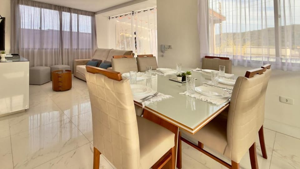 Apê cobertura 900m mar c/ ar-cond. e churrasqueira Apartment in State of Paraná