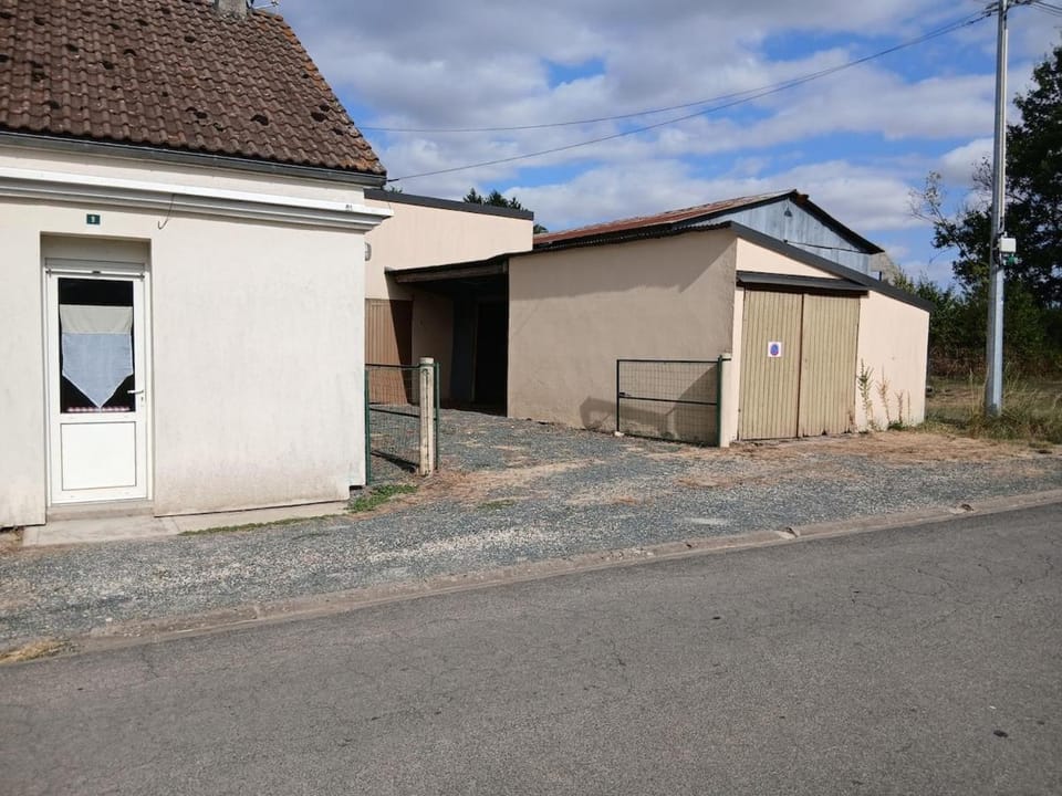 Maisonnette House in Centre-Val de Loire