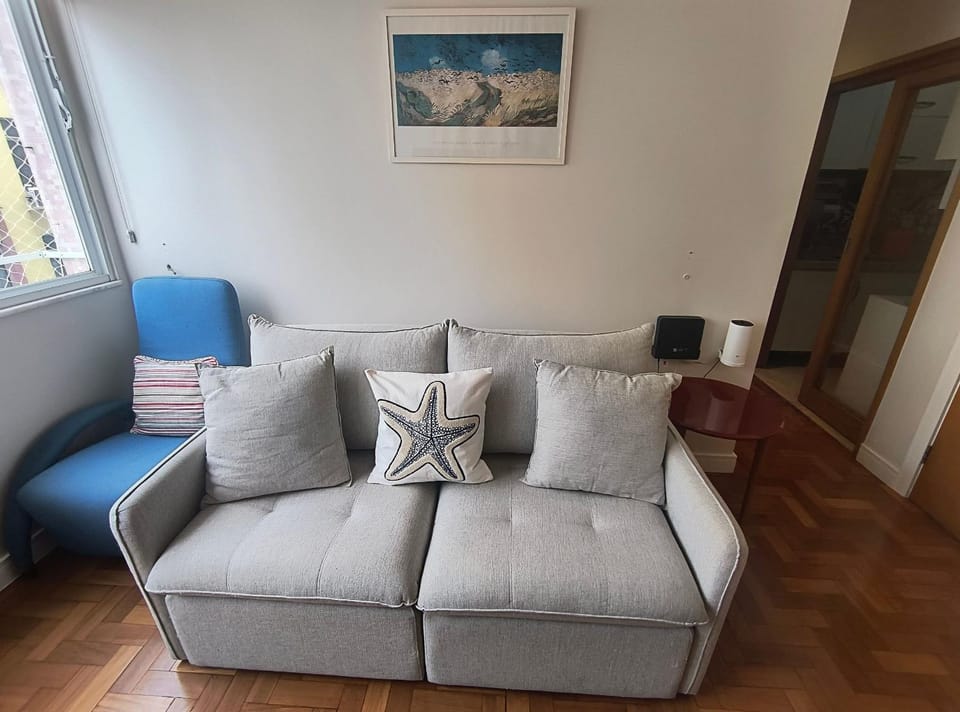 Copa, 2 Qts Aconchegante, perto de tudo, metro Apartment in Rio de Janeiro