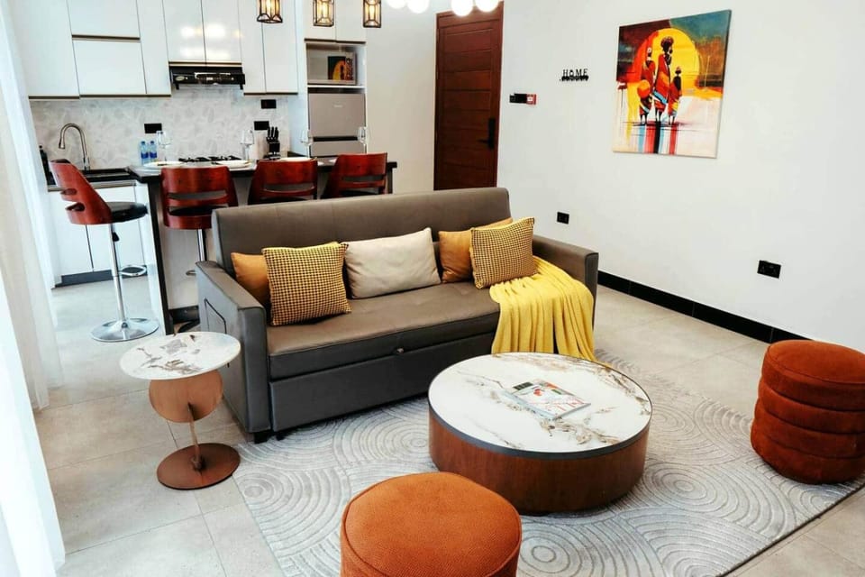 New Vibrant Charm w/Pool +HotTub | Gym | Wi-Fi Apartment in City of Dar es Salaam