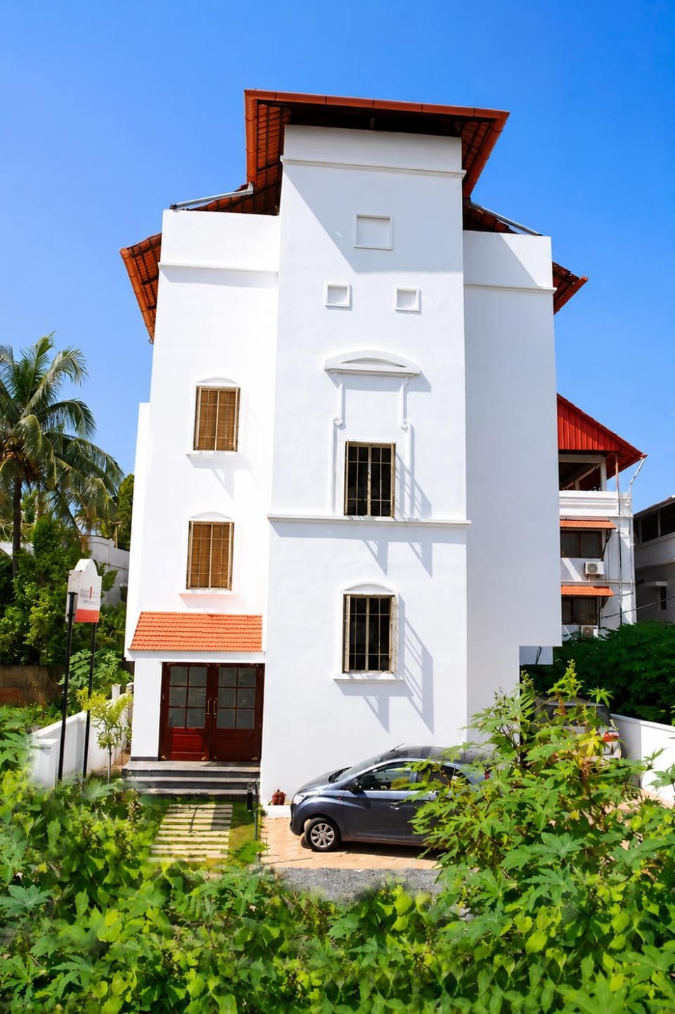 Property building, Day