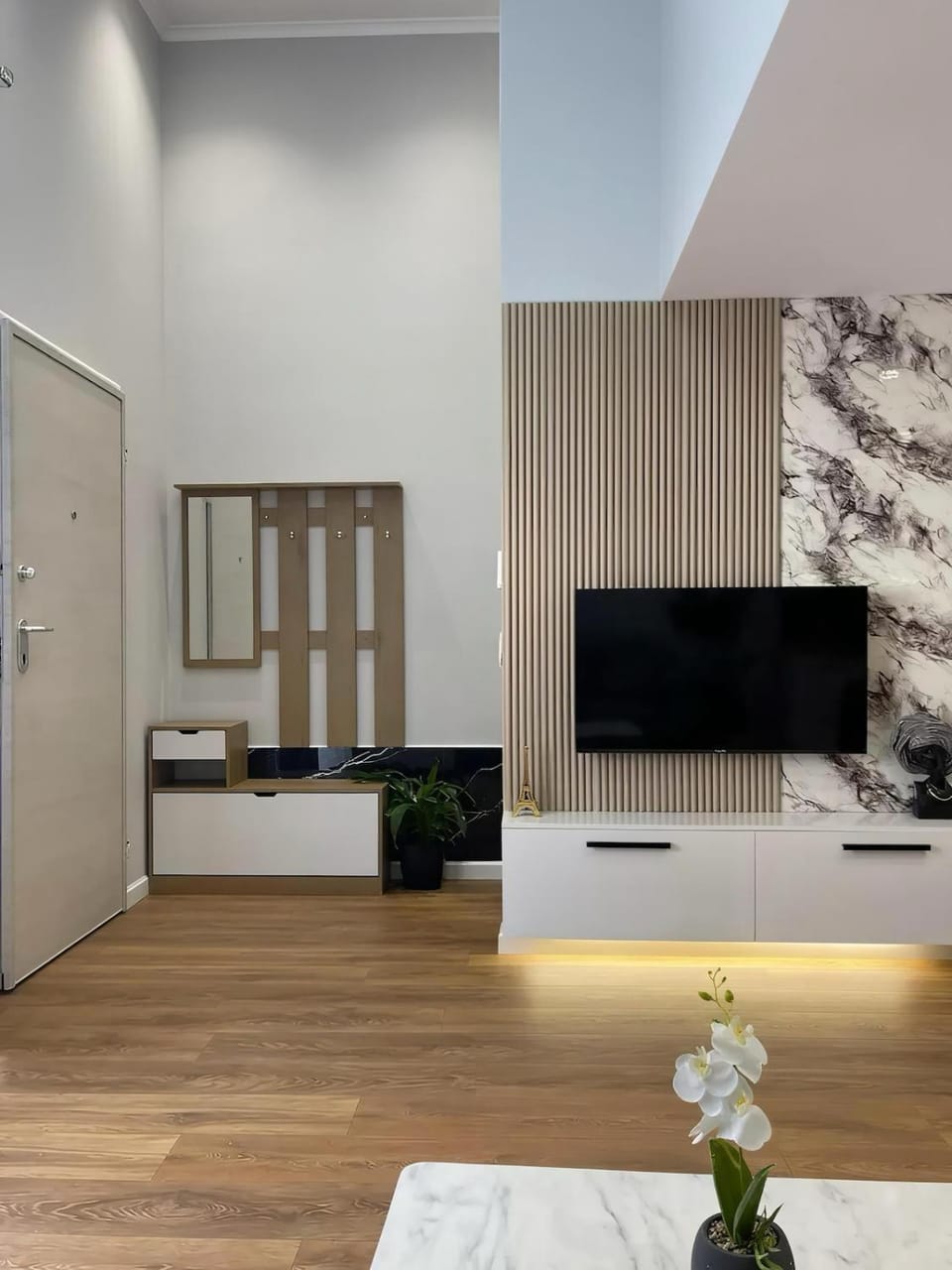 Loft at Liqeni i thate Apartment in Tirana