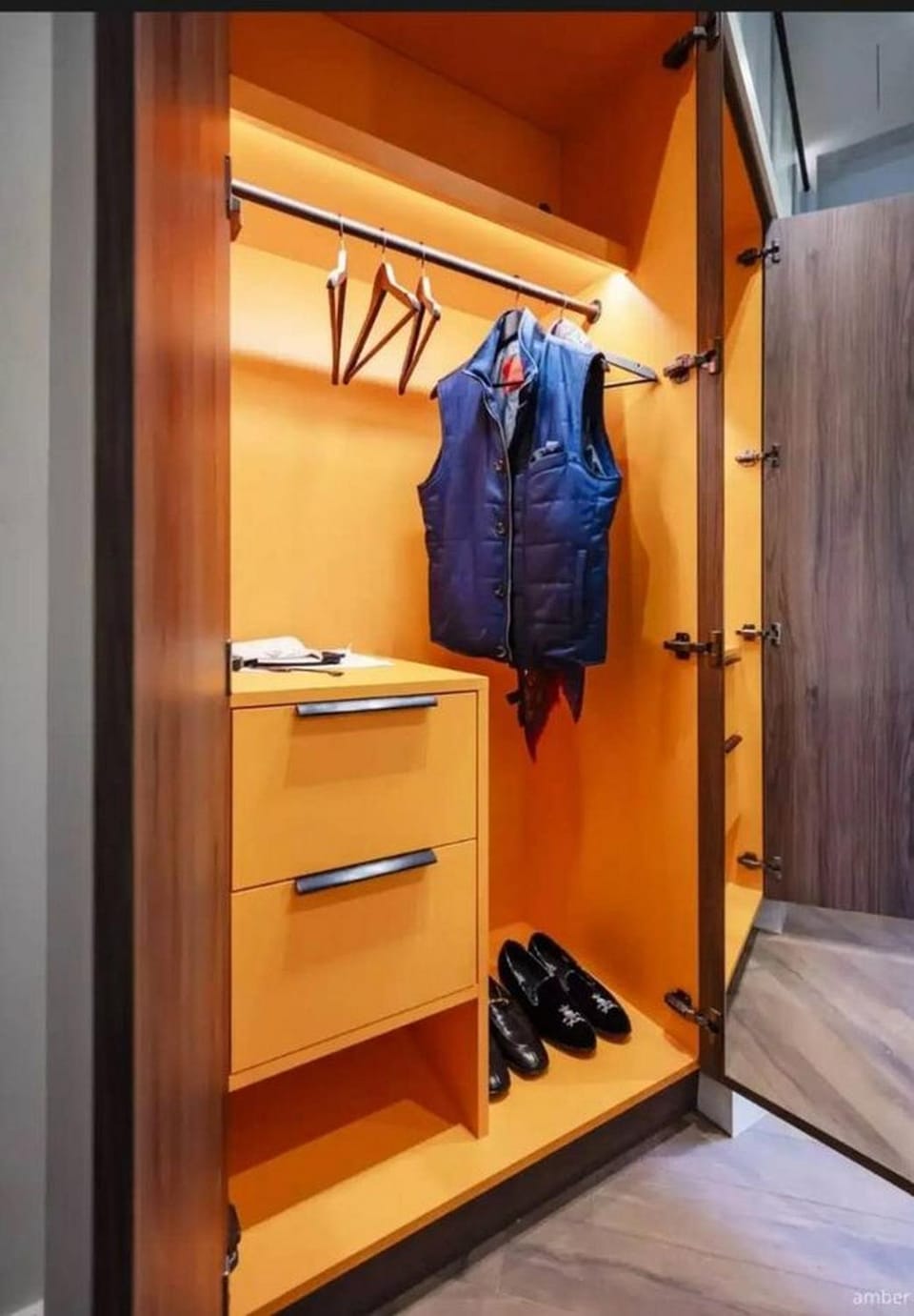 wardrobe