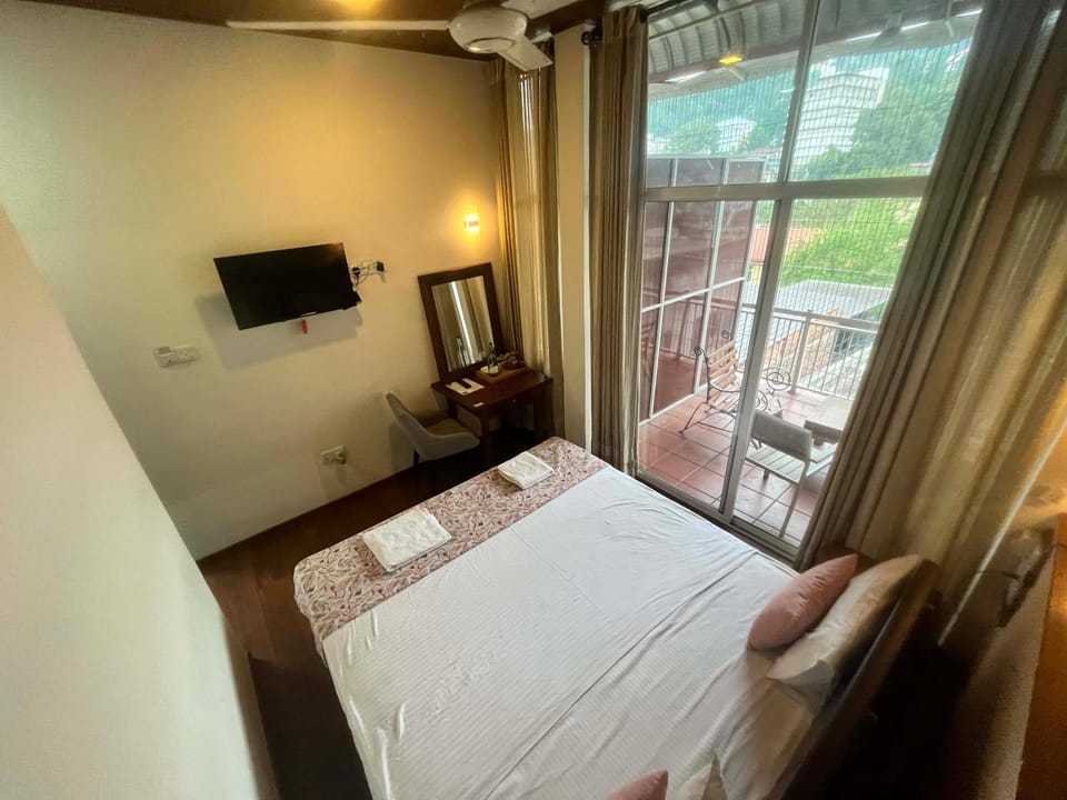 Bed, TV and multimedia