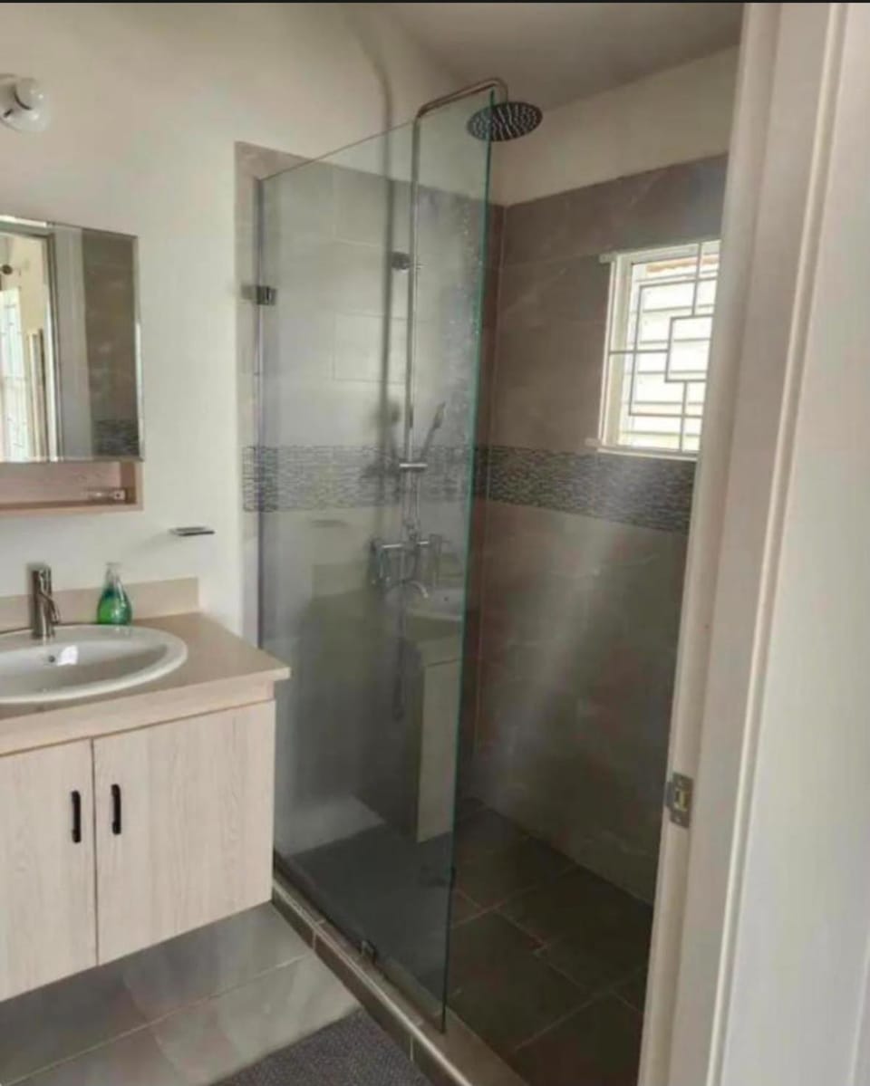 Chill place Bed and Breakfast in Portmore