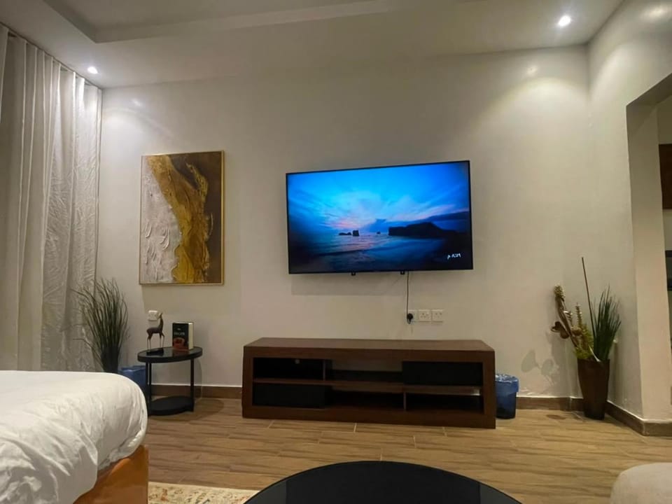 Communal lounge/ TV room, Bed, Photo of the whole room, Bedroom