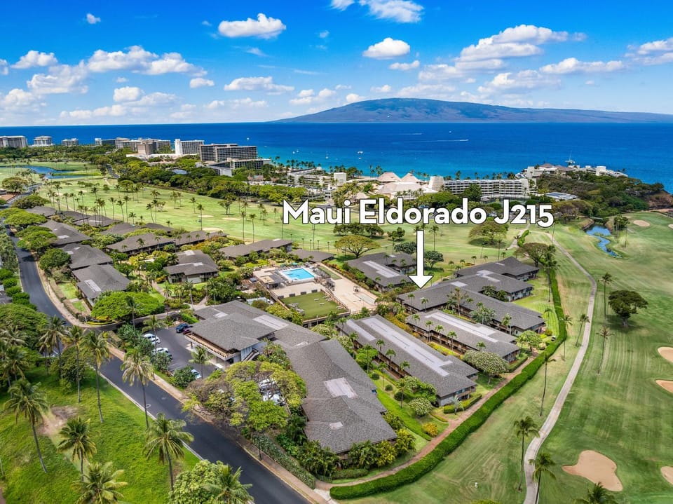Perfect for a romantic getaway for two, Exclusive Beach Cabana-Maui Eldorado J215 House in Kaanapali