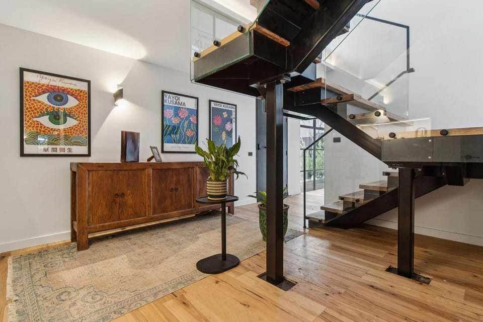 Amari House Villa in Melbourne