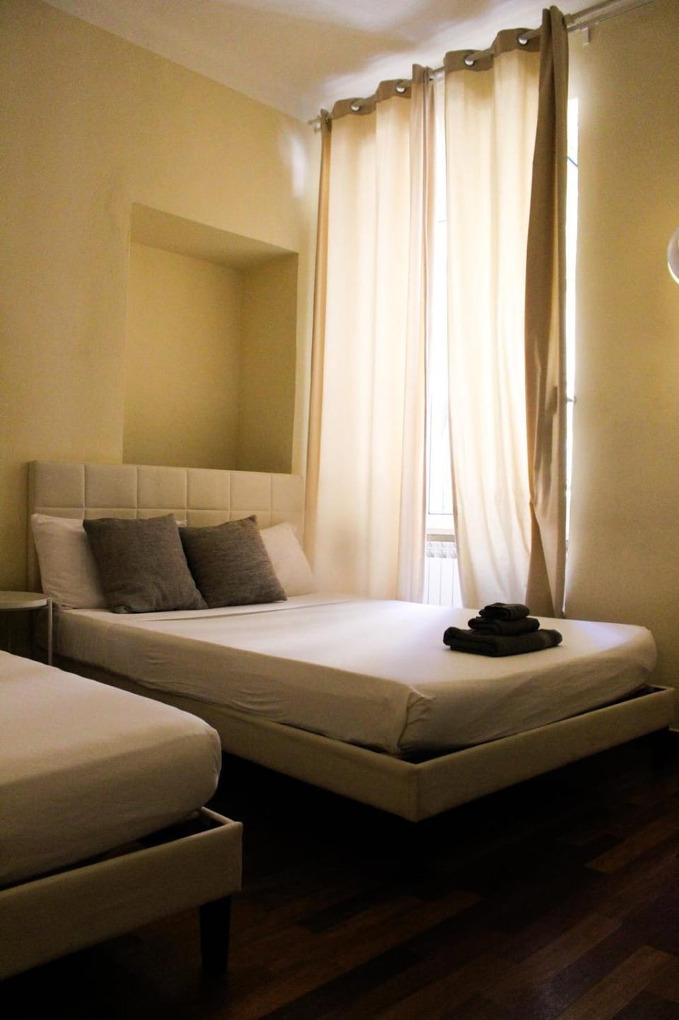 Fazio 72 Rooms Bed and Breakfast in La Spezia