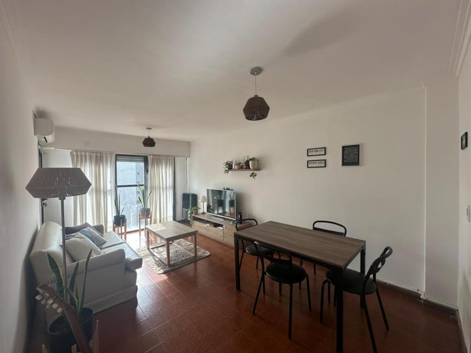 Amplio 3 Ambientes con Cochera Apartment in Mar del Plata
