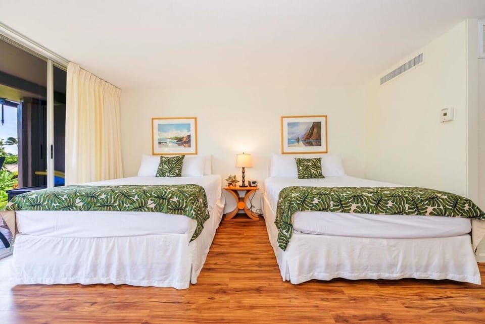 Relax Unwind Recharge 1BD w Pool AC & Beach Cabana - Maui Eldorado K102 House in Kaanapali