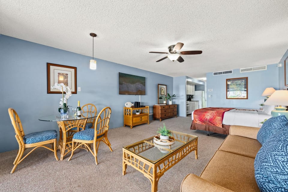 Studio Spacious Lanai, AC, Kitchen & Exclusive Beach Cabana - Maui Eldorado K210 House in Kaanapali