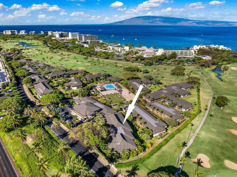 Studio Spacious Lanai, AC, Kitchen & Exclusive Beach Cabana - Maui Eldorado K210 House in Kaanapali