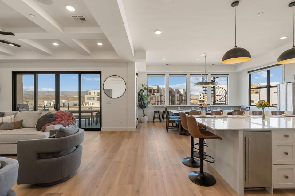 Pickleball Penthouse Resort home House in St George