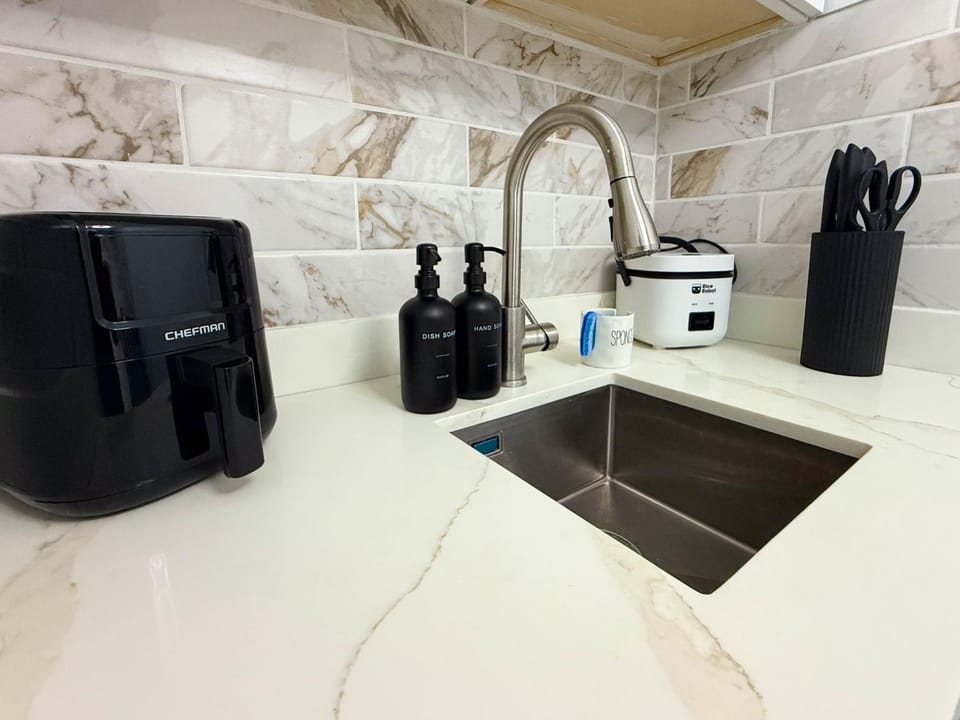 Coffee/tea facilities, Kitchen or kitchenette, minibar, toaster