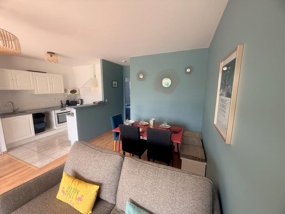 Le Primauguet, Terrasse sud, 50m Plage Apartment in Brittany